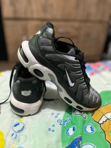 tenis nike tn air