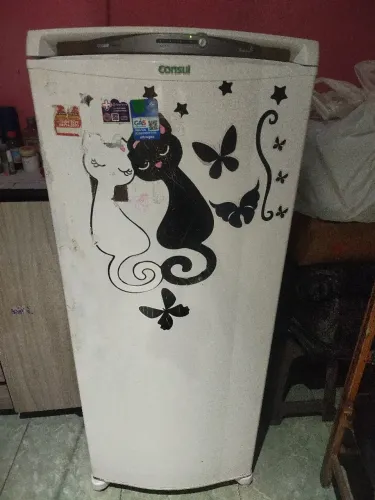 VENDO GELADEIRA FROST FREE