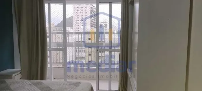 Apartamento - Edifício San Raphael - Pitangueiras - 2 Dormitórios - 67m².