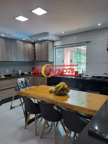 ÓTIMA CASA EM ÁREA RURAL DE ARUJÁ