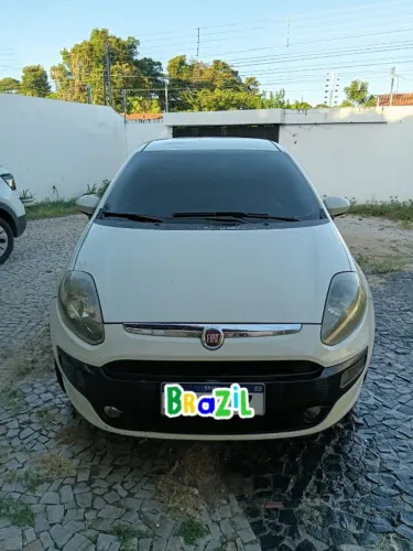 Fiat Punto Attractive Italia 1.4 F.flex 8V 5P 2013