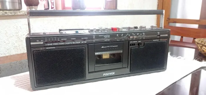 Rádio Polivox RG700 - leia