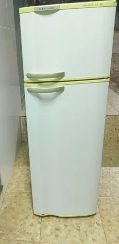 Geladeira Electrolux Duplex 320Lts - ENTREGA
