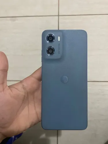 Vendo celular motora G05