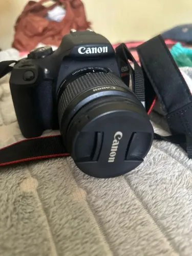Camera Canon EOS REBEL T7+COM LENTE EF-S18 - 55
