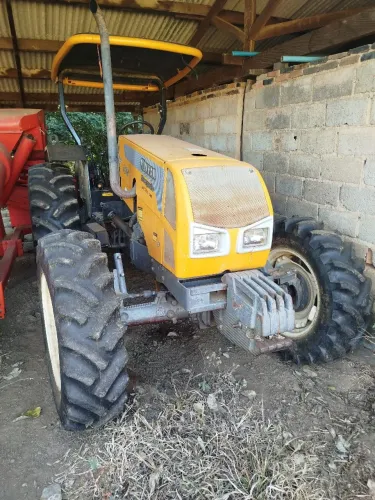Trator A750 