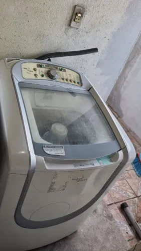 Vende-se duas máquinas de lavar. R$800