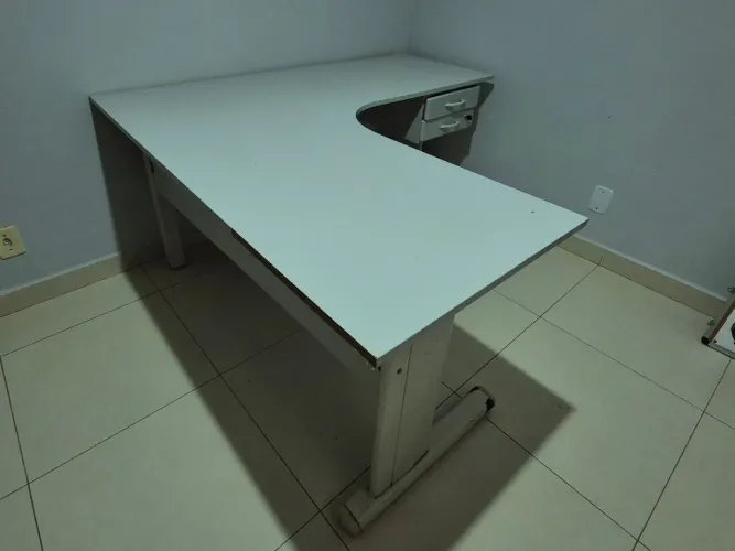 Mesa em L Escritório