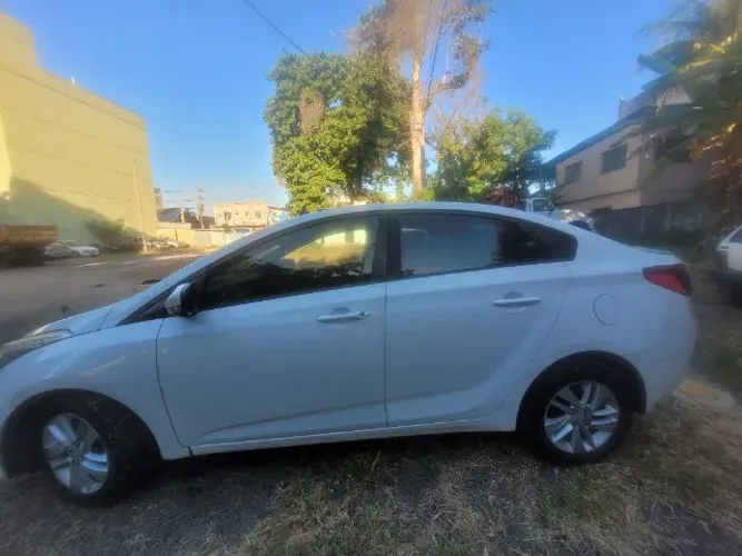 Hyundai HB20S Premium 1.6 Flex 16V Mec. 4P 2014