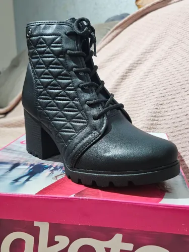 Bota Feminino Dakota