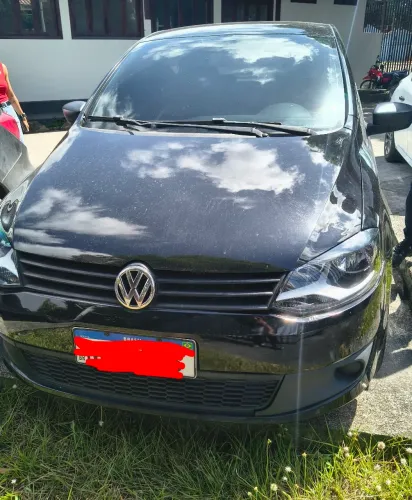 Volkswagen Fox 1.0 MI Total Flex 8V 5P 2014
