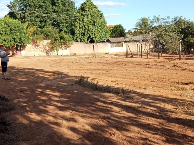 LOTE DE 1.000 m² NO JARDIM INGÁ