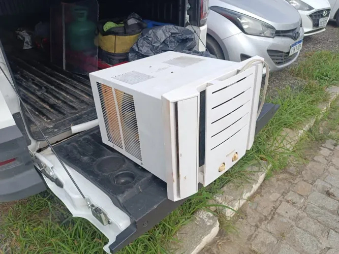 Ar condicionado de janela