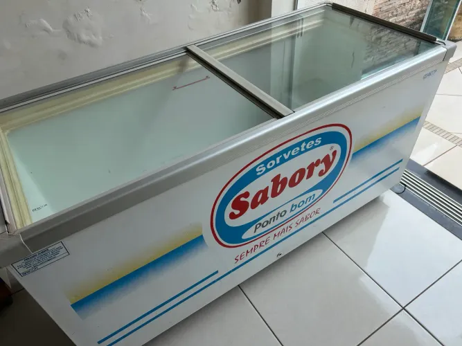 Freezer Horizontal Marca Fricon 350 Litros
