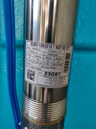Bomba submersa 01 CV 3" (18 estágios) 75mm 127v nova