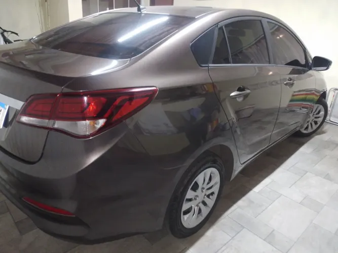 Hyundai HB20S C.plus/c.style1.0 Flex 12V Mec. 4P 2019