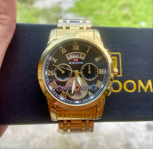RELOGIO LUXUOSO VAVAVOOM DOURADO - SUPER PROMO