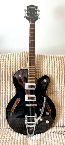 VENDO GUITARRA GRETSCH G5620T PRETA PONTE BIGSBY TREMOLO
