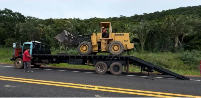 Pá Carregadeira Articulada Michigan 55C