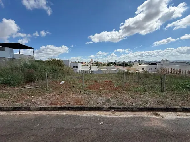 Lote Bairro Jardins do Lago!