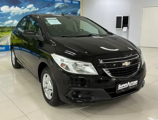 Chevrolet Onix Hatch LT 1.0 8V Flex Power Mec. 4P 2013