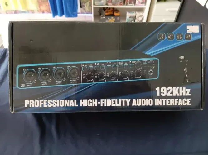Interface de áudio U-Phoria UMC404HD 100V/240V 2ª geração