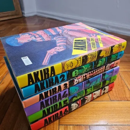 Akira completo