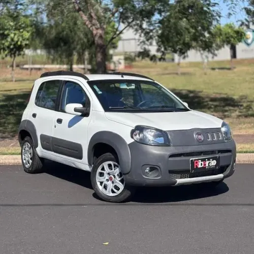 Fiat Uno WAY 1.0 Flex 6V 5P 2014