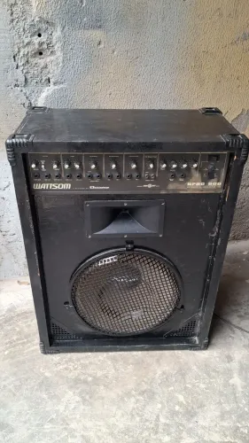Caixa amplificada 500 watts para igrejas/ eventos