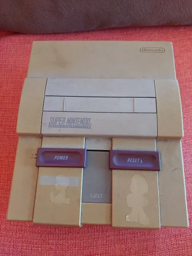 SÓ CONSOLE VÍDEO GAME SUPER NINTENDO ANTIGO FUNCIONANDO SÓ NÃO TROCO POR NADA