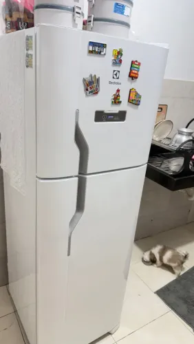 Vendo geladeira nova