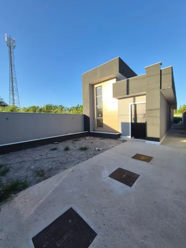Casa à venda na Rua Getúlio Vargas, Jardim Atlântico Oeste (Itaipuaçu), Maricá - RJ