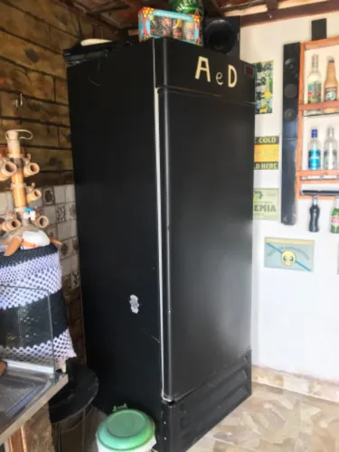 Freezer ótimo estado funcionando normalmente