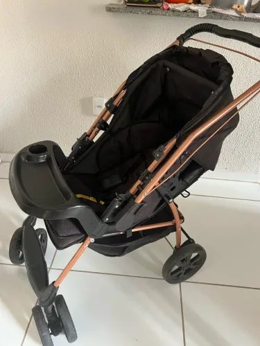 Carrinho de bebê 