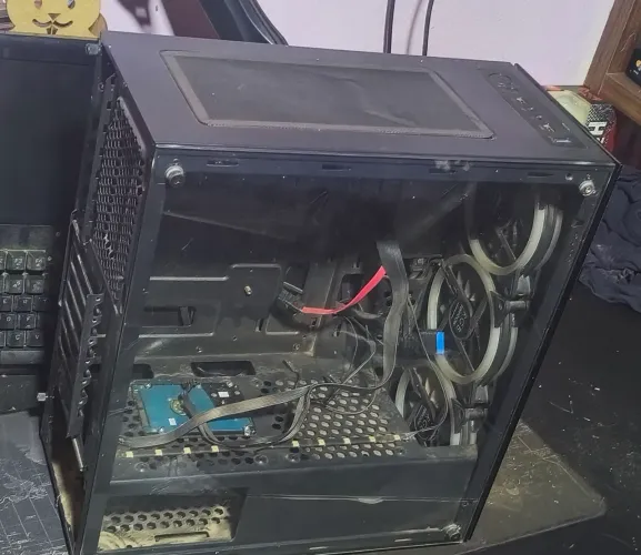 Gabinete Gamer com Cooler