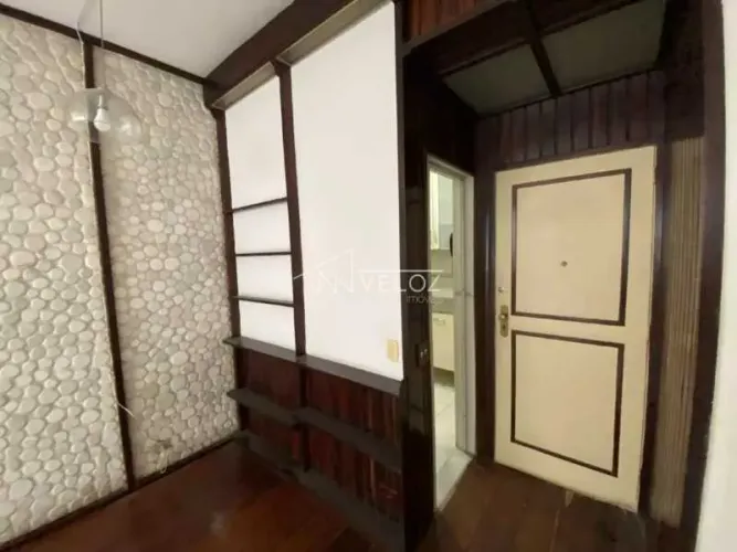 Apartamento : / Residencial / Glória