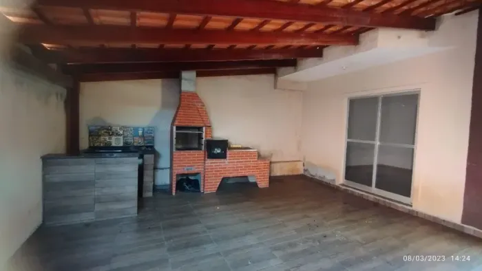 Casa em Sarzedo 250 mil com entrada de 50 mil