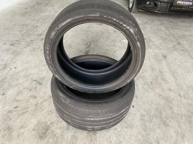 PAR PNEUS 235/40 R19 PIRELLI PZERO MEIA VIDA OPORTUNIDADE!!