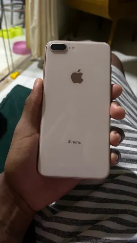 iPhone 8 Plus novinho 