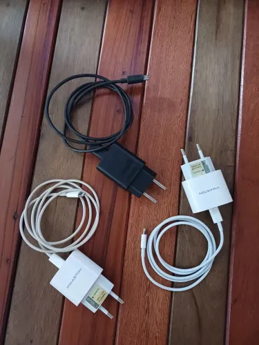 Carregador de celular