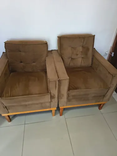 Vendo 3  Poltronas