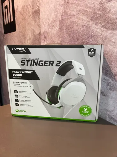 headset gamer HyperX CloudX Stinger 2 na cor branca
