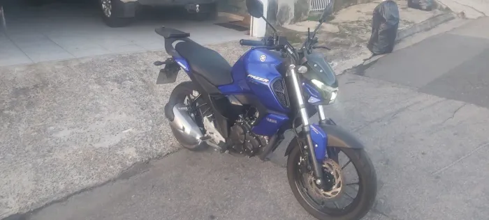 YAMARA FZ 15 SEMI NOVA