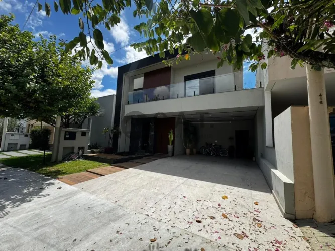 Casa em Condomínio: 3 quartos, 3 suítes, 2 salas, 5 banheiros, 4 vagas, 240 m² em Ibiti Ro