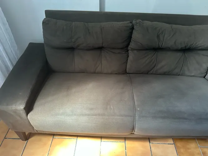 Vendo sofá usado, mais em bom estado!