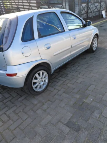 Chevrolet Corsa Hat. Premium 1.4 8V Econoflex 5P 2009