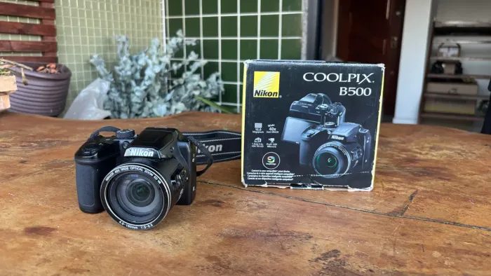 Nikon Coolpix B500 - Muito Conservada + Caixa Original