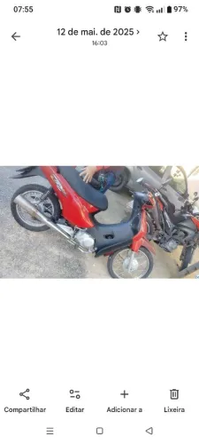 Vendo ou troco biz100 ano 2005 pedal Por 7mil