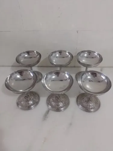 Taças de sobremesa inox antiga