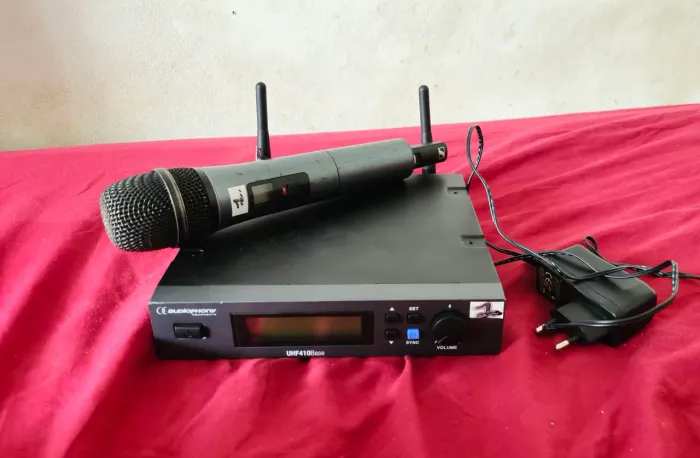 Microfone Senheiser XS Wireless com transmissor
